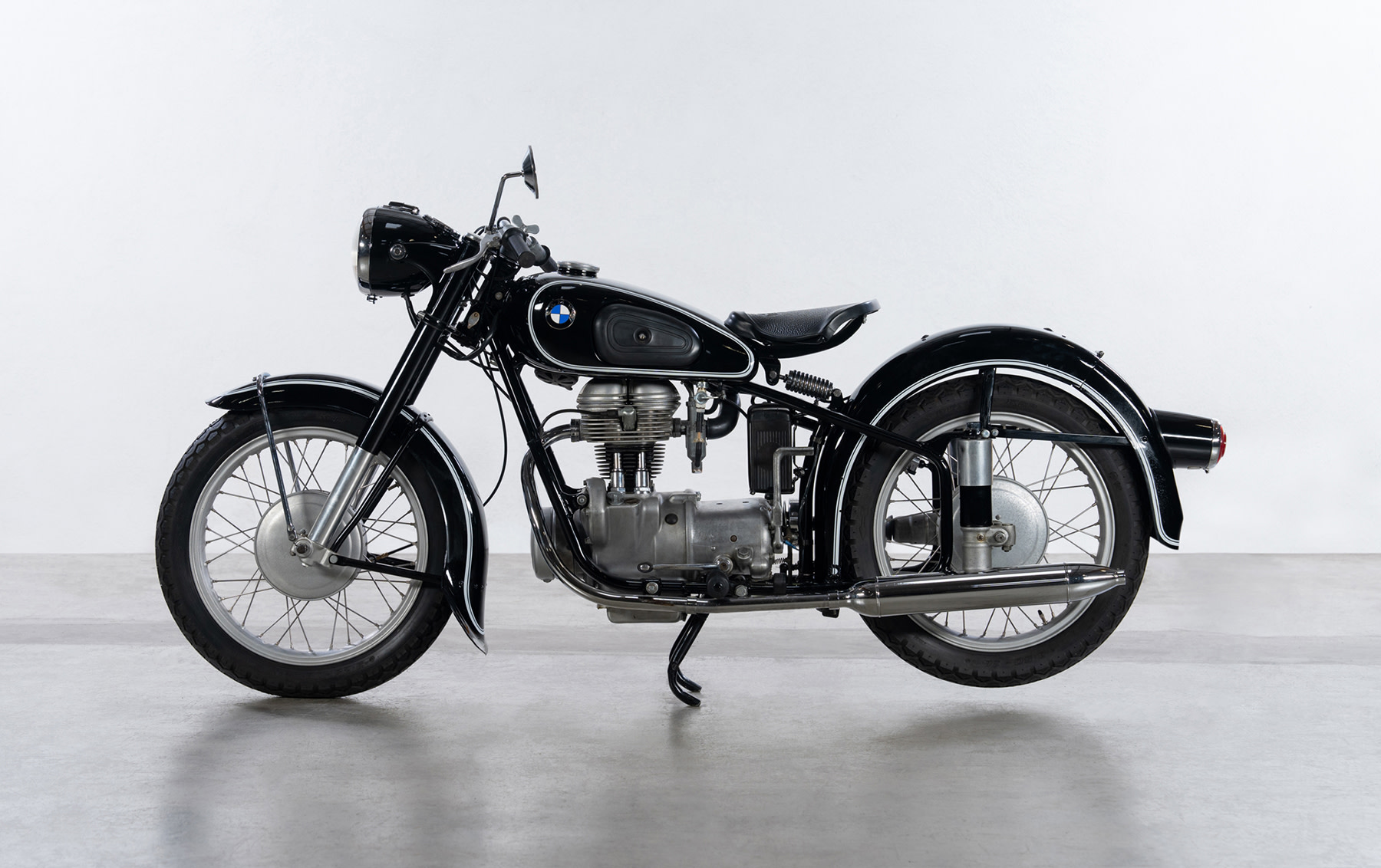 注目ブランドのギフト シュコー montagehasten Schuco - R25/3 （BMW R25/3」 「BMW オートバイ・バイク